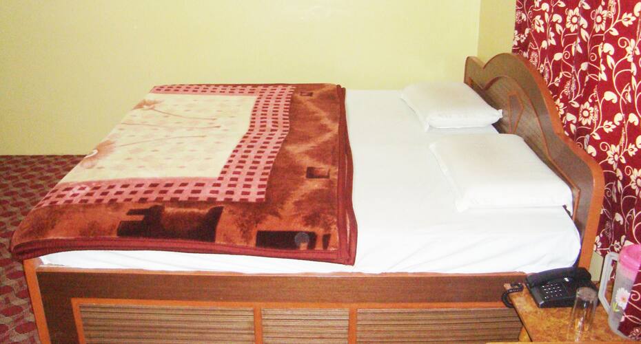 Hotel Abi-Hayat, Srinagar 3